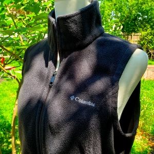 Women's Columbia black fleece vest S